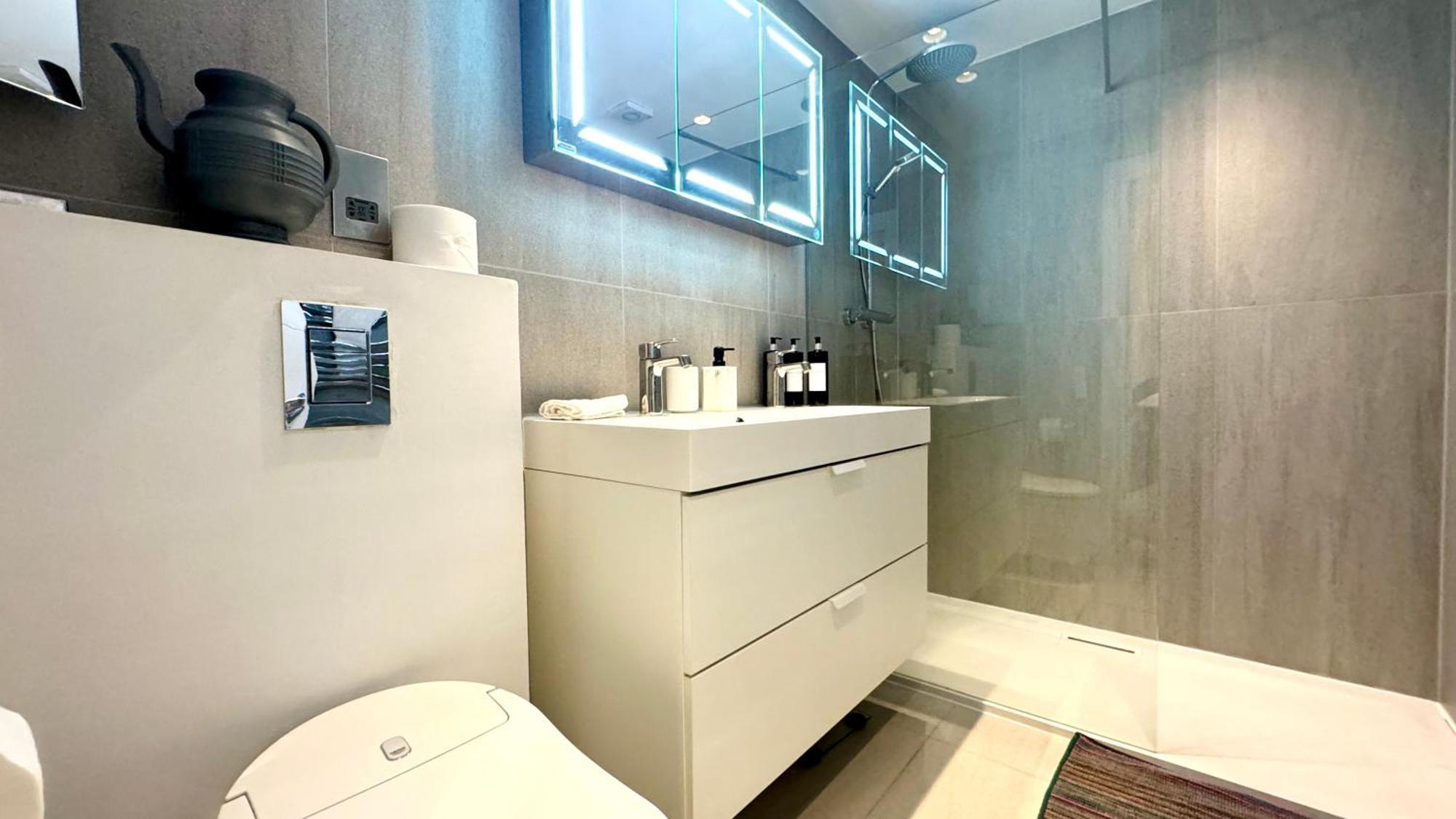 2 Bedroom Apartment In Central London South Kensington By Wild Londres Exterior foto